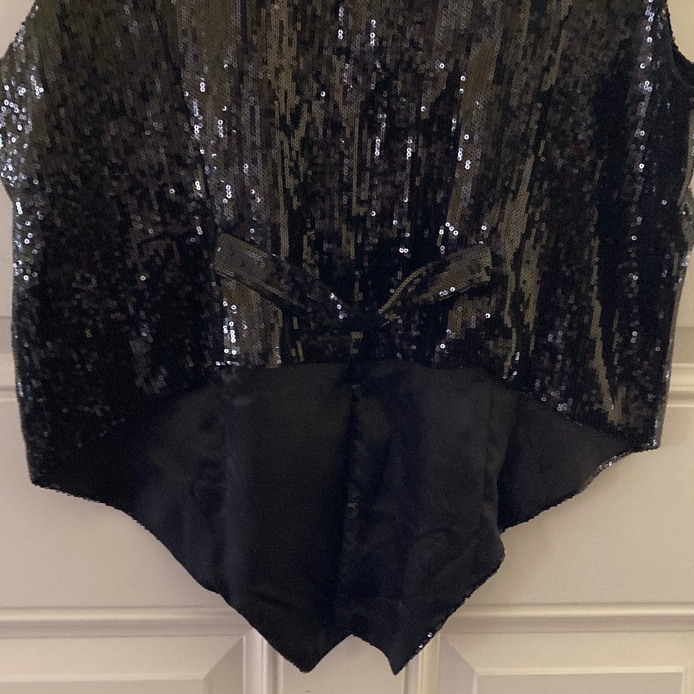 Rachel Zoe Black Sequin Vest/Front Pockets/Belt Detail/Size Large/NEW/NEVER WORN - Picture 4 of 5